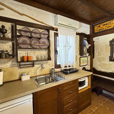 Stella'S Traditional Inn Закрос Экстерьер фото