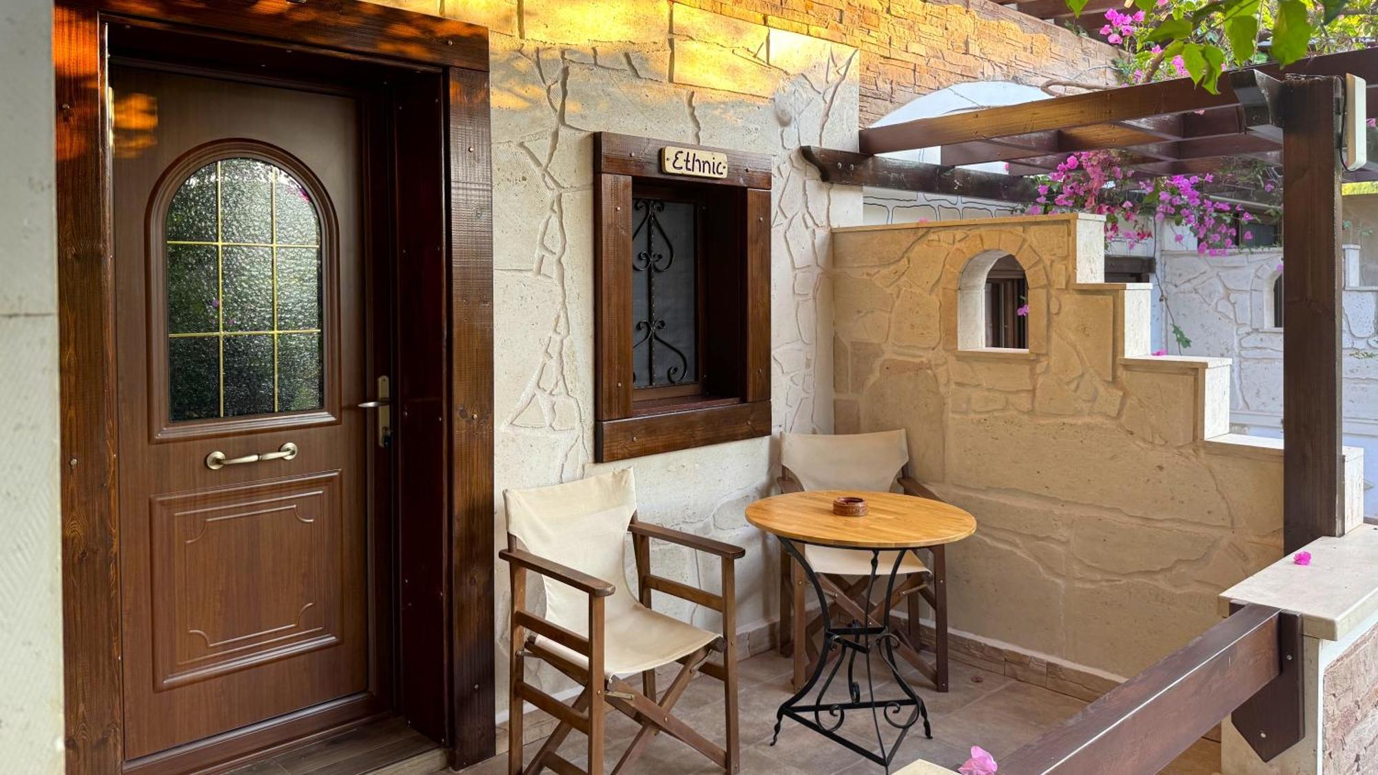 Stella'S Traditional Inn Закрос Экстерьер фото